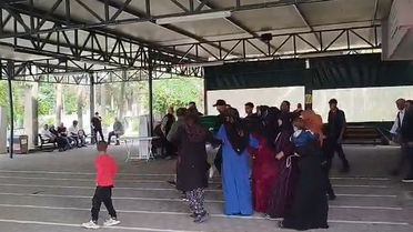 Kaybettiği oğluna cenazede veda etti, sonrasında gözaltına alındı