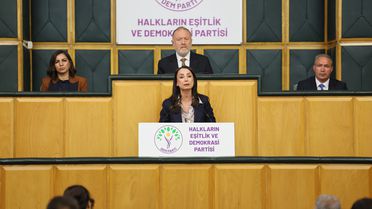 Tülay Hatimoğulları'ndan Barış Çağrısı