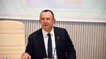Mustafa Topçuoğlu, Öğrencilere İş Hayatı Tecrübelerini Anlattı