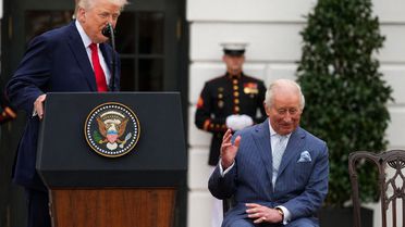 Trump’tan Kral Charles’ı gülümseten itiraf: Annem ona aşıktı