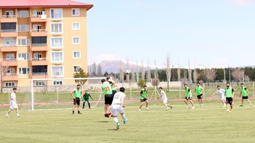 AİÇÜ’de bahar şenlikleri spor heyecanıyla başladı