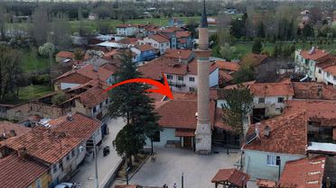 Caminin duvarından çıkan 300 parçalık sır! Ankara'da özel ekipler inceliyor
