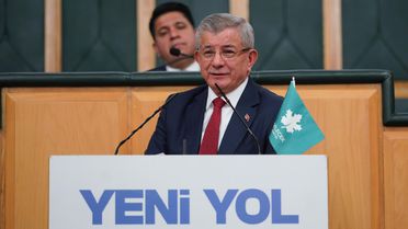 Davutoğlu: Toplumsal barışa imza atalım