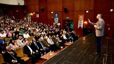 'Duyulmayan çocuk, yorgun anne-baba, kaybolan iletişim' konferansına yoğun ilgi