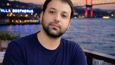 Karacabey'de okulun pansiyonunda genç müzik öğretmeni ölü bulundu