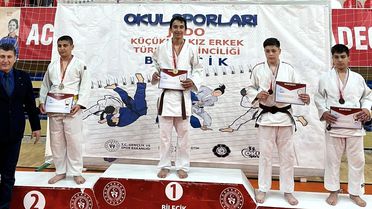 Manisalı Alp Türkiye Şampiyonu oldu
