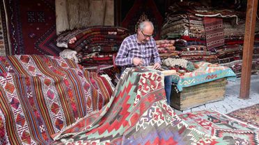 Kapadokya'da Halı Ustası Ekonomiye Katkı Sağlıyor