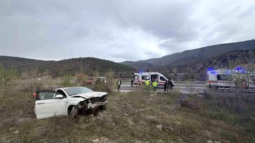 Kastamonu'da Otomobil Su Kanalına Düştü