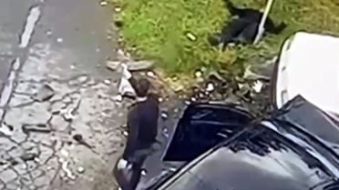 Çorlu'da Kaza: Arıza Yapan Kamyonete Çarpan Otomobil Yaraladı