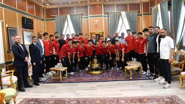 Başkan Balaban’dan U18 takımına destek: ‘Sonuç ne olursa olsun gurur duyuyoruz’