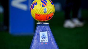 Serie A'da iki takım birden küme düştü