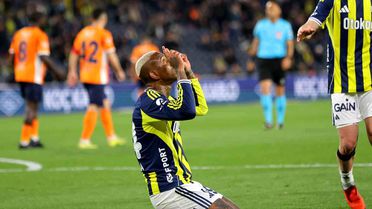 Talisca'nın Hat-Trick'i Fenerbahçe'ye Galibiyet Getirdi