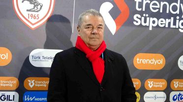 Samsunspor, Galatasaray'ı 4-1 Yenerek 21 Yıl Sonra Kazandı