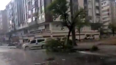 Gaziantep'te 'süper hücre' fırtınası şehri talan etti