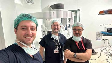 Robotik Cerrahi ile Yapay Mesane Başarısı