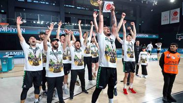 Türkiye Erkekler Basketbol 2. Lig'inde şampiyon Sakarya Büyükşehir oldu