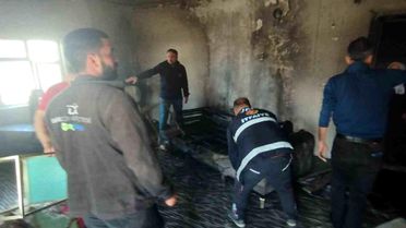 Başkale'de Ev Yangını Kontrol Altına Alındı