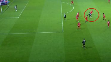 Fener'in eski yıldızından inanılmaz gol