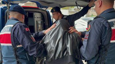 Oğlu cezaevindeyken gelinini taciz eden kayınpeder tutuklandı