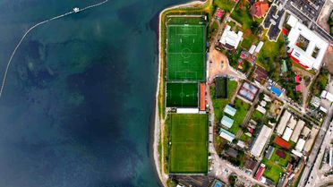 İzmit'te sahil şeridi eğitim, spor ve sosyal projelerle yeniden şekilleniyor