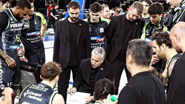 Merkezefendi Basket'ten deplasmanda kritik galibiyet