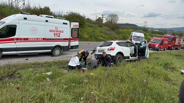 Çanakkale'de Kaza: 4 Yaralı