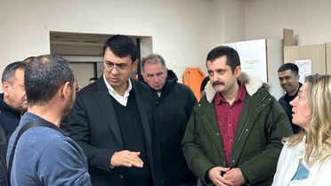 Uşak'ta Zincirleme Kaza: 4 Ölü, 34 Yaralı