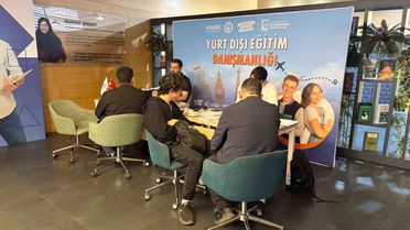 Yıldırım'dan gençlere eğitim danışmanlığı