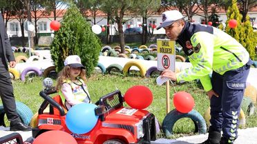 Çine'de Anaokulu Öğrencilerine Trafik Bilinci Eğitimi