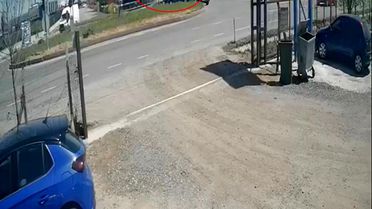 Kırklareli'nde Jandarma Aracıyla Panelvan Çarpıştı