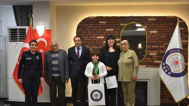 Şehit kızı Ömür Şimşek dünya üçüncüsü oldu