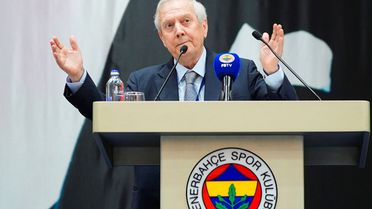 Aykut Kocaman'dan sonra bir isim daha! Aziz Yıldırım'dan dünyaca ünlü hocaya kanca