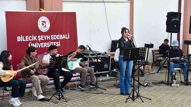 Osmaneli Kampüsü'nde Coşkulu Konser