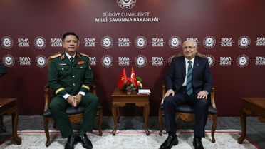 Güler, Kenya ve Vietnam Savunma Yetkilileriyle Görüştü