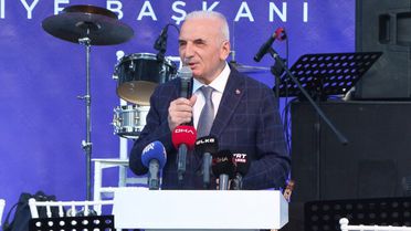 Hıdırellez Şenliği Ümraniye'de coşkuyla kutlandı