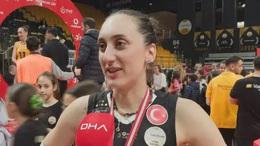 Ayça Aykaç'ın Şampiyonluk Sevinci