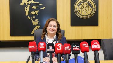 AK Parti'ye geçme kararı alan Burcu Köksal sessizliğini bozdu: CHP'den çok yoruldum