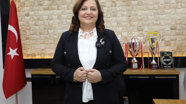 Burcu Köksal, AK Parti'ye mi geçiyor? Gelen son açıklama tartışmaları daha da alevlendirdi