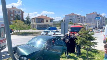 Çorum'da Kaza: 2 Yaralı