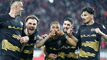 Çorum FK taraftarı önünde kazanmayı bildi! Süper Lig'e son 2 maç