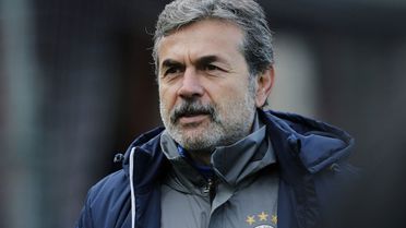 Fenerbahçe'ye geri döneceği konuşulan Aykut Kocaman harekete geçti