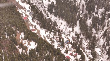 Rize'nin Yaylaları Mayıs'ta Beyaza Büründü