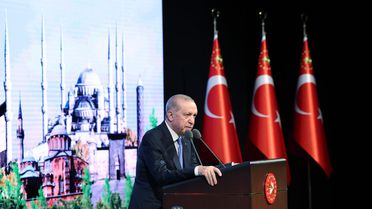 Tarihi Ulu Camii, Cumhurbaşkanı Erdoğan’ın canlı bağlantıyla katıldığı törenle ibadete açıldı