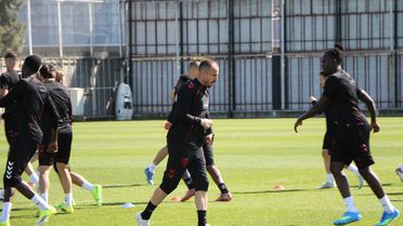Samsunspor Kaptanı Zeki Yavru'dan Başarı Vurgusu