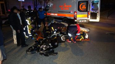 Edirne'de Motosiklet Kazası: İki Yaralı