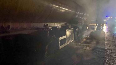 Osmaniye'de seyir halindeki tanker alevlere teslim oldu