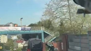 Sarıyer'de Motosiklet Kazası: Minibüs Kaçtı