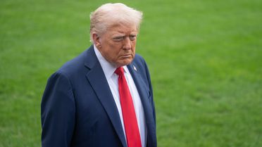 Trump: İran'a daha sert vuracağız