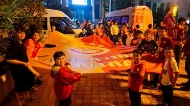 Galatasaray Şampiyonluğunu Artvin'de Kutladı