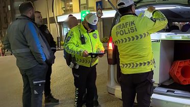 Alkollü Sürücüden Polislere Tehdit